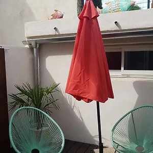 Appartement In The Heart Of Isle Sur La Sorgue With Private Terrace, LʼIsle-sur-la-Sorgue